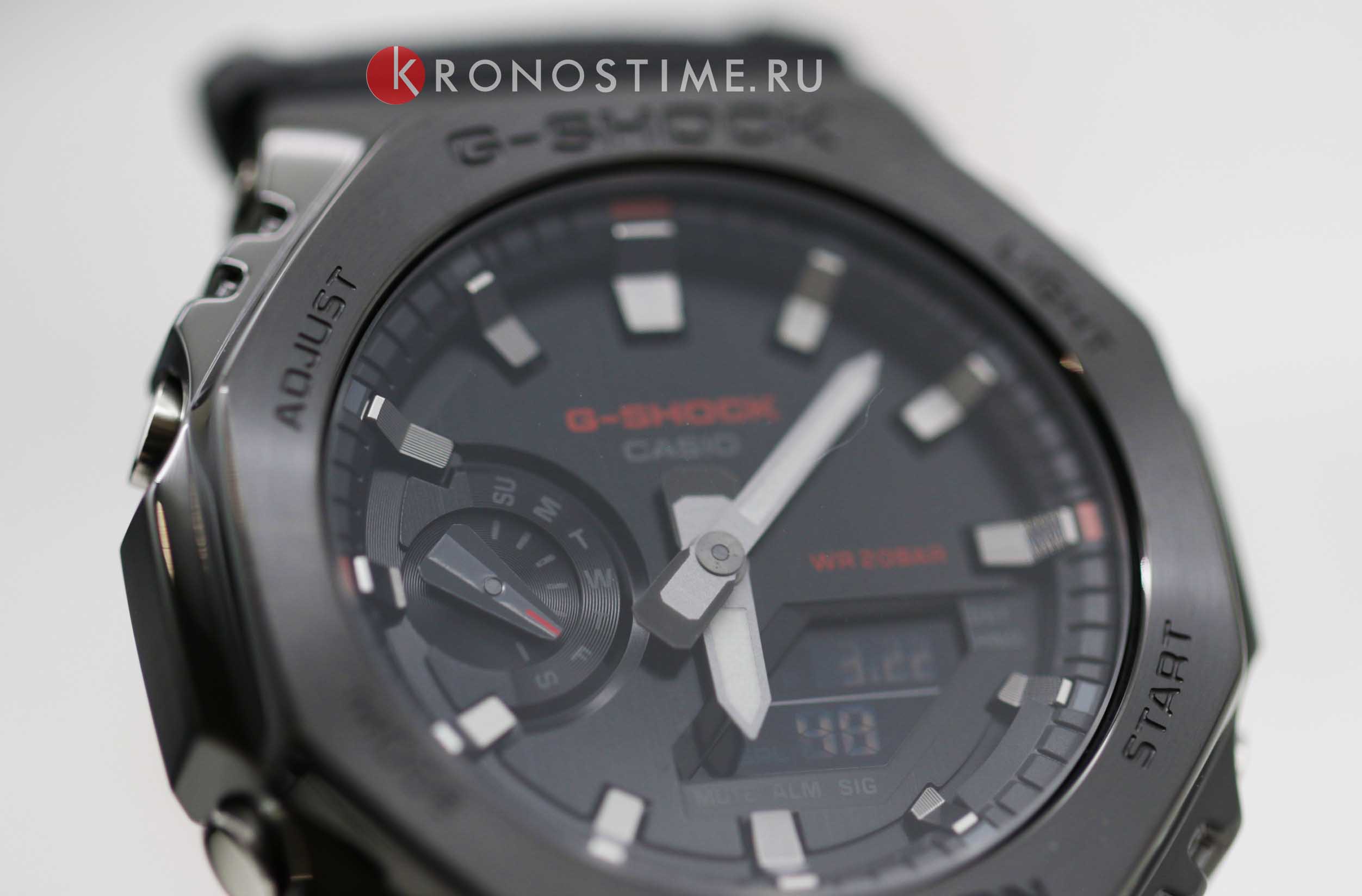 Оригинальные часы Casio Casio G-Shock GM-2100CB-1ADR (GM-2100CB-1A) в фирменной упаковке от производителя